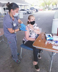 “VACUNADOS PODREMOS ENFRENTAR CON ÉXITO LA NUEVA AMENAZA DE  LA VARIANTE DEL COVID-19