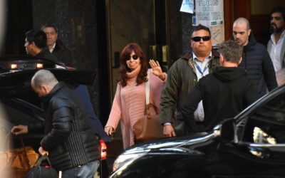 Cristina Fernández critica la falta de «garantías» en juicio por corrupción