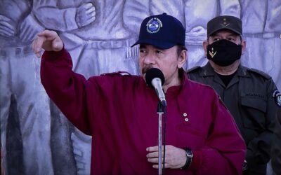 Ortega llama «perrito faldero» a Boric y «pobre negro» a un funcionario de EE.UU.