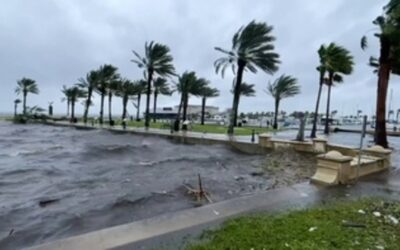 Ian vuelve a ser huracán en el Atlántico de EEUU rumbo a las Carolinas