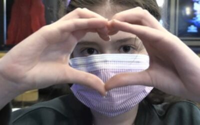 Un corazón artificial late por una joven a la espera de un trasplante