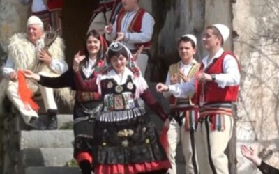 La xhubleta albanesa, un vestido milenario cuyo secreto puede desaparecer