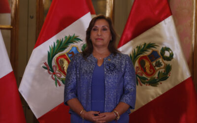 Perú retira al embajador en Colombia, al igual que hizo en México