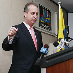 ﻿¿Habrá acuerdo para nombrar nuevo presidente?. ﻿Díaz-Balart, Salazar y Giménez, hablan del descalabro político tras la salida del presidente de la Cámara McCarthy