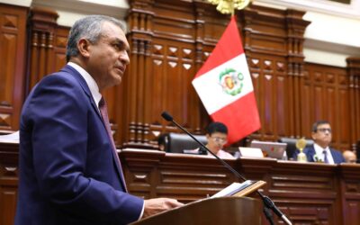 El Congreso de Perú decide si censura al ministro del Interior mientras Boluarte está en EE.UU.