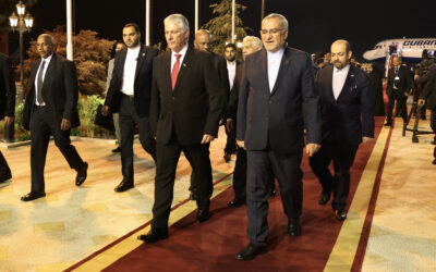 El presidente cubano llega a Irán en una visita oficial
