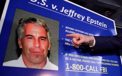 ¿Quiénes aparecen en los documentos desclasificados sobre Epstein y por qué?