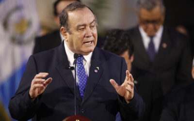 EE.UU. impidió la entrada al hijo de Giammattei, dice un senador republicano