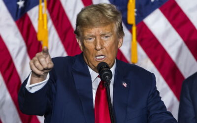 El Tribunal de Maine aplaza decisión de sacar a Trump de la boleta de primarias