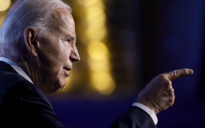 Biden presiona al Congreso para aprobar un acuerdo migratorio a cambio de ayuda a Ucrania