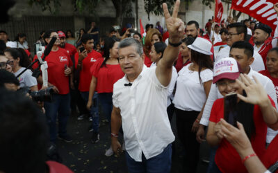 Los candidatos a la Presidencia de la oposición cierran campaña política en El Salvador