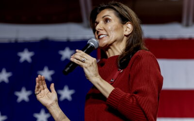 Haley ataca a Trump por sabotear las negociaciones sobre migración en el Congreso