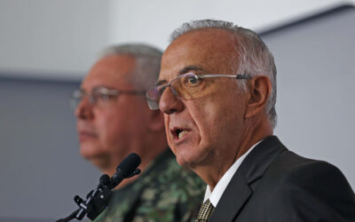 El Gobierno colombiano y el ELN prorrogan siete días el cese al fuego bilateral