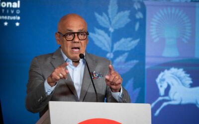 El Parlamento de Venezuela rechaza el ultimátum de EE.UU. para retomar las sanciones petroleras