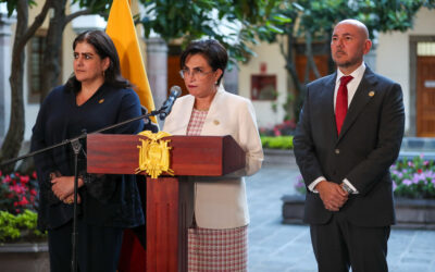 La canciller de Ecuador califica de «muy fuertes» las declaraciones de Maduro contra Noboa