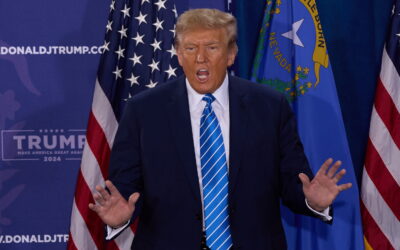 Los abogados de Trump comparan su posible inhabilitación con la de Machado en Venezuela