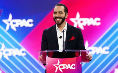 El presidente Bukele crítica a la prensa y hace eco en EE.UU. de las teorías de la conspiración