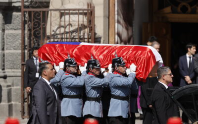 Familiares, amigos y autoridades homenajean a Piñera a un mes de su inesperada muerte