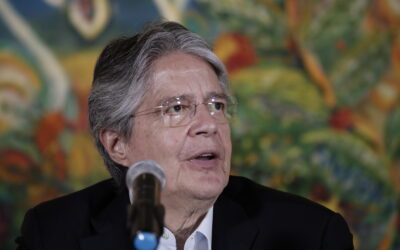 El expresidente Lasso reitera su apoyo para esclarecer un caso de presunta corrupción en Ecuador