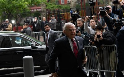 El gobernador de Nueva Jersey confirma que el senador Bob Menéndez dimitirá el 20 de agosto