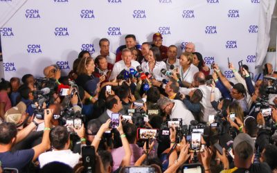 María Corina Machado dice que el «nuevo presidente electo» es Edmundo González Urrutia