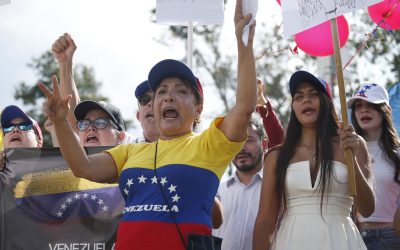 Venezolanos en El Salvador respaldan a González Urrutia y rechazan a Maduro