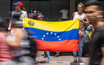 Machado y González Urrutia urgen a policías y militares a impedir «golpe» dado por Maduro