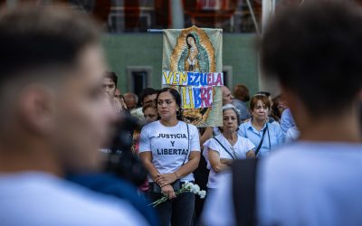 Expresidentes saludan que EE.UU. vea «inaceptable» la proclamación de victoria de Maduro