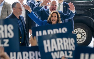 Senadora Tammy Duckworth dice que el impulso de Kamala Harris «sigue creciendo»