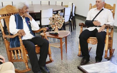 El presidente cubano afirma que se recupera de unas «molestias en el hombro» derecho