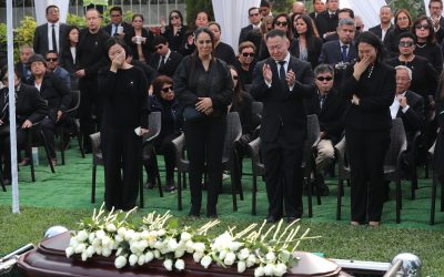 El expresidente peruano Fujimori fue sepultado en un cementerio privado de Lima