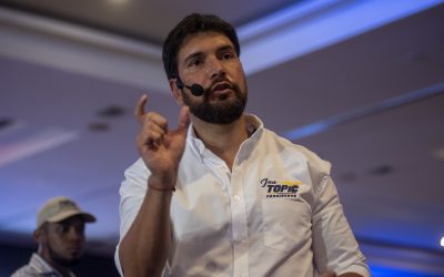 Topic dice que si no aceptan su candidatura será un «ataque a la democracia» de Ecuador