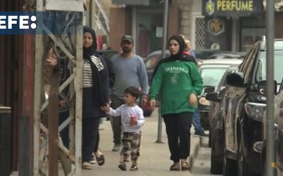 Trabajadores en el Líbano controlan a recién llegados para prevenir que no sea un posible objetivo de ataque de Israel