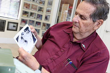 ﻿Félix Ismael Rodríguez. ﻿Un héroe que ha luchado contra las adversidades  por la libertad