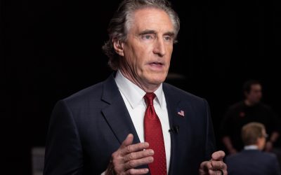 El Senado de EE.UU. confirma a Doug Burgum como secretario de Interior