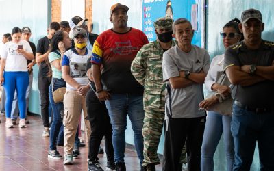 Venezolanos eligen proyectos comunitarios en una consulta promovida por el chavismo