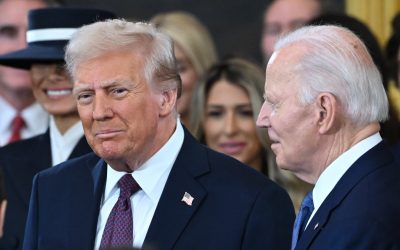 Trump pone fin al acceso de Biden a información clasificada