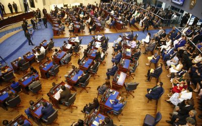 El Congreso salvadoreño aprueba reforma constitucional que elimina financiación a partidos