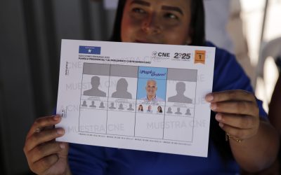 Los hondureños van a elecciones primarias e internas previas a las generales de noviembre