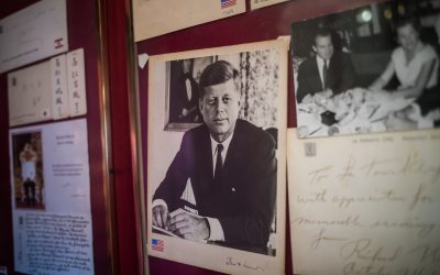 EE.UU. desclasifica archivos inéditos sobre el asesinato de Kennedy por orden de Trump