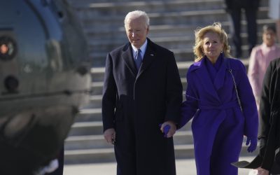 Biden reaparece entre aplausos en el estreno de ‘Othello’ en Nueva York