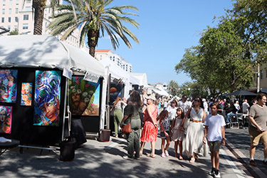 ﻿Ahora viene el Carnaval. ﻿Calle Ocho ya arrancó en Miracle Mile