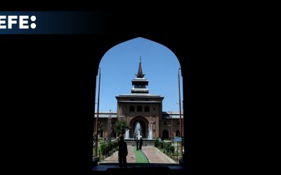 La India cierra la mitad de los destinos turísticos en Cachemira tras un ataque mortal