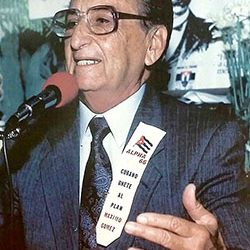 ﻿LOS CAMINOS QUE CONDUCEN A LA LIBERTAD