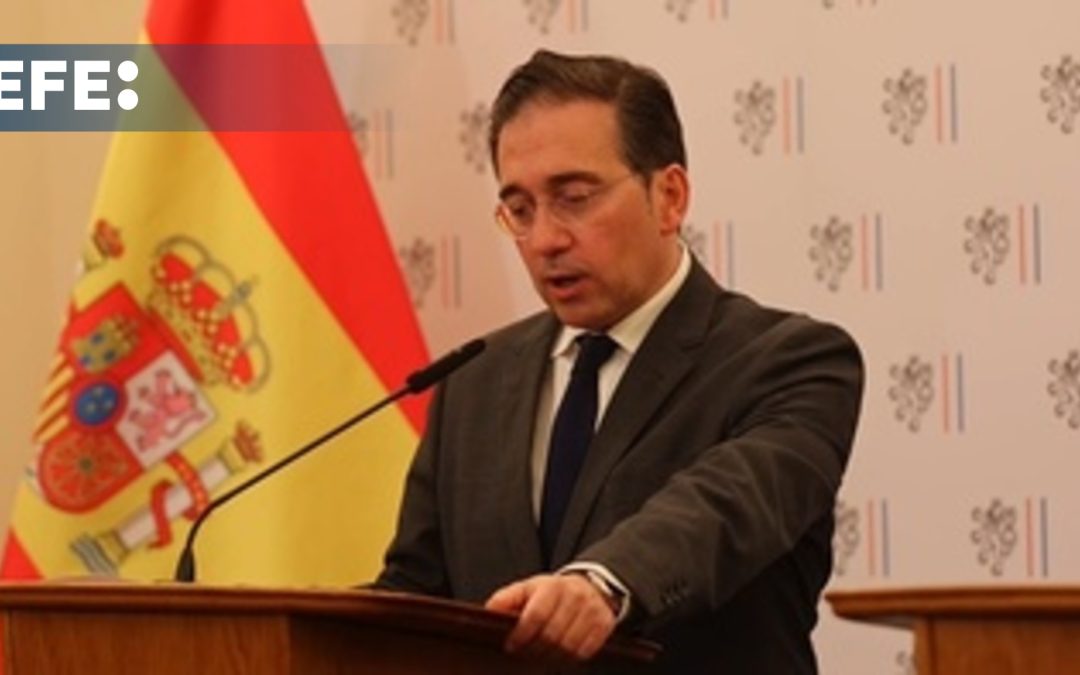 Albares defiende a la OTAN  en Praga al asegurar que es «absolutamente indispensable»