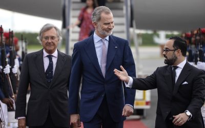 El rey de España llega a Santo Domingo para participar en el Congreso Mundial del Derecho