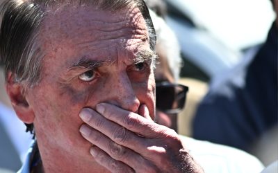 Bolsonaro recibe a miembro de delegación de Trump que visita Brasil