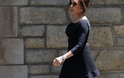 Trump nombra a presentadora de Fox Jeanine Pirro fiscal federal interina para Washington
