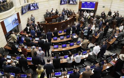 Senado de Colombia inicia debate sobre consulta popular para la reforma laboral de Petro
