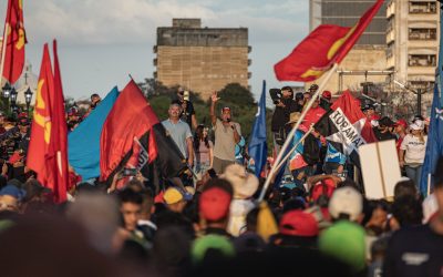 El chavismo se dice ganador en el cierre de campaña electoral frente a una minoría opositora